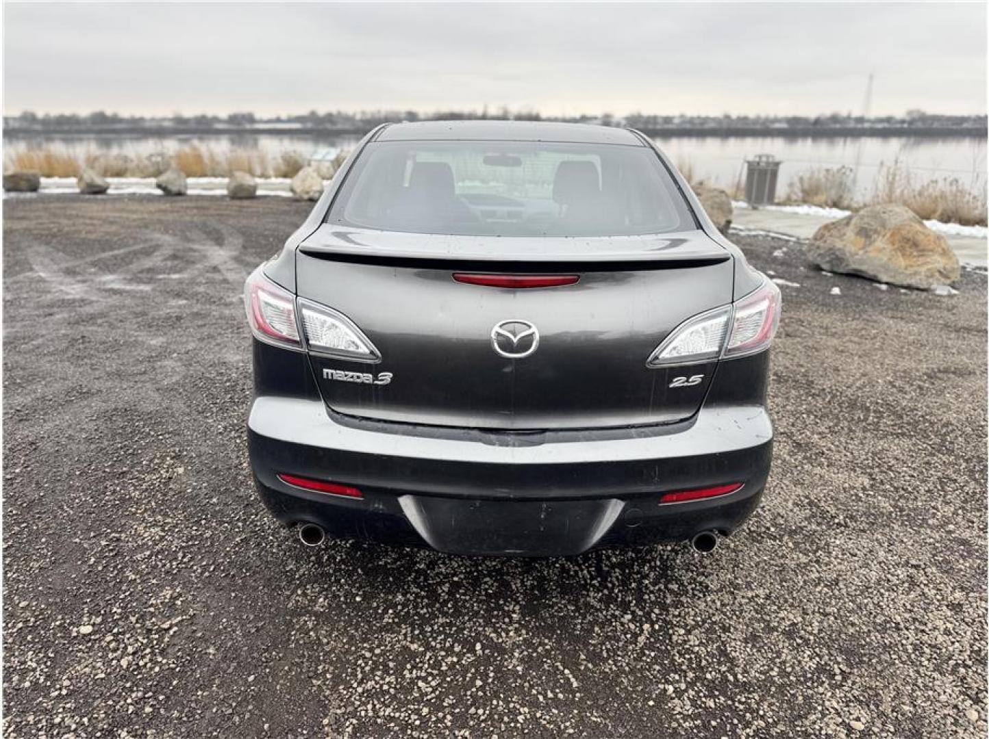 2011 Gray /No Color Mazda MAZDA3 (JM1BL1U69B1) with an 4-Cyl, 2.5 Liter engine, Automatic, 5-Spd w/Overdrive and Manual Mode transmission, located at 607 W Columbia Drive, Kennewick, WA, 99336, (509) 987-1069, 46.216743, -119.126404 - Photo#14