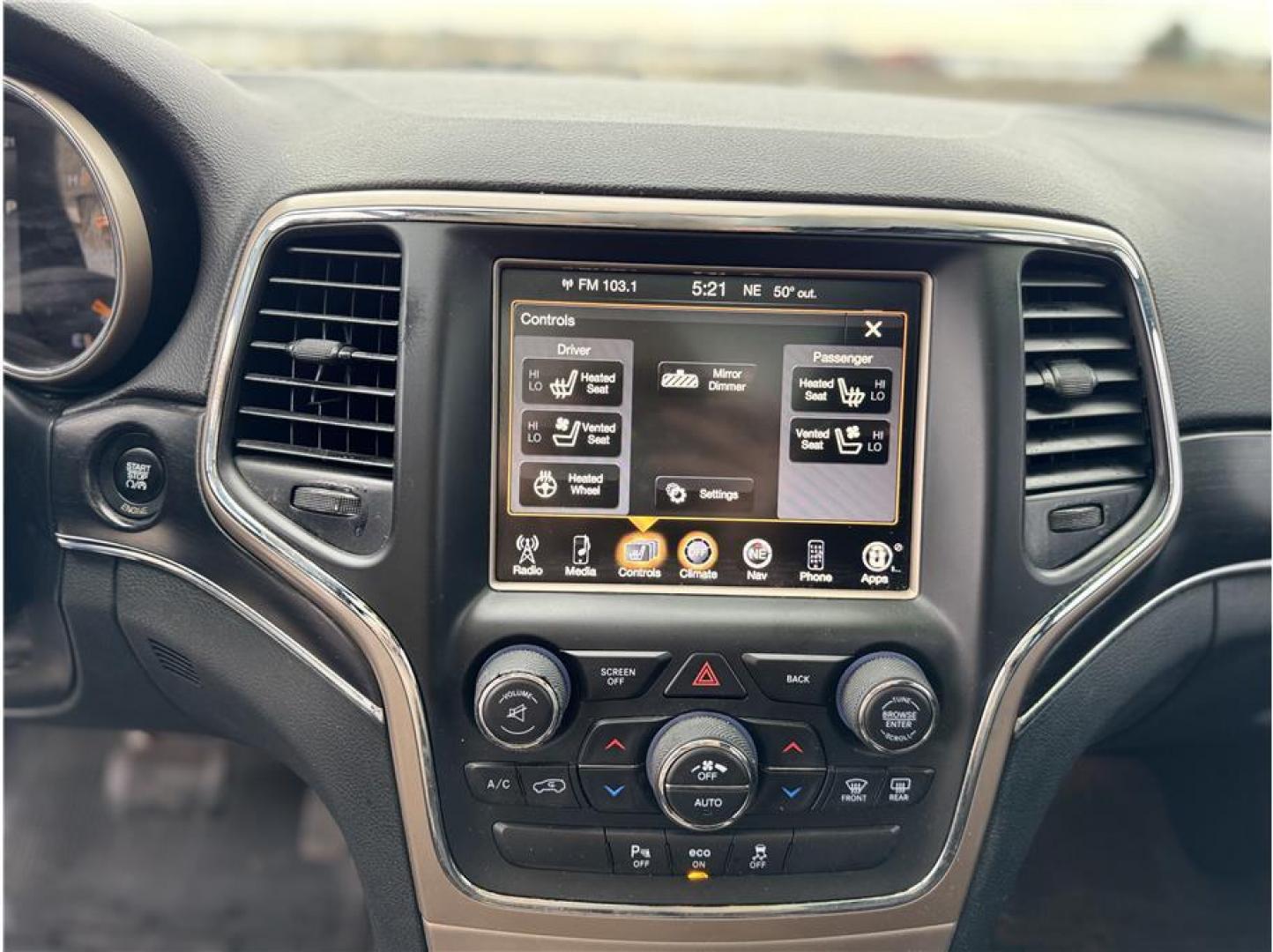 2014 Silver /No Color Jeep Grand Cherokee (1C4RJFBM2EC) with an V6, EcoDiesel, 3.0T engine, Automatic, 8-Spd transmission, located at 607 W Columbia Drive, Kennewick, WA, 99336, (509) 987-1069, 46.216743, -119.126404 - Photo#9