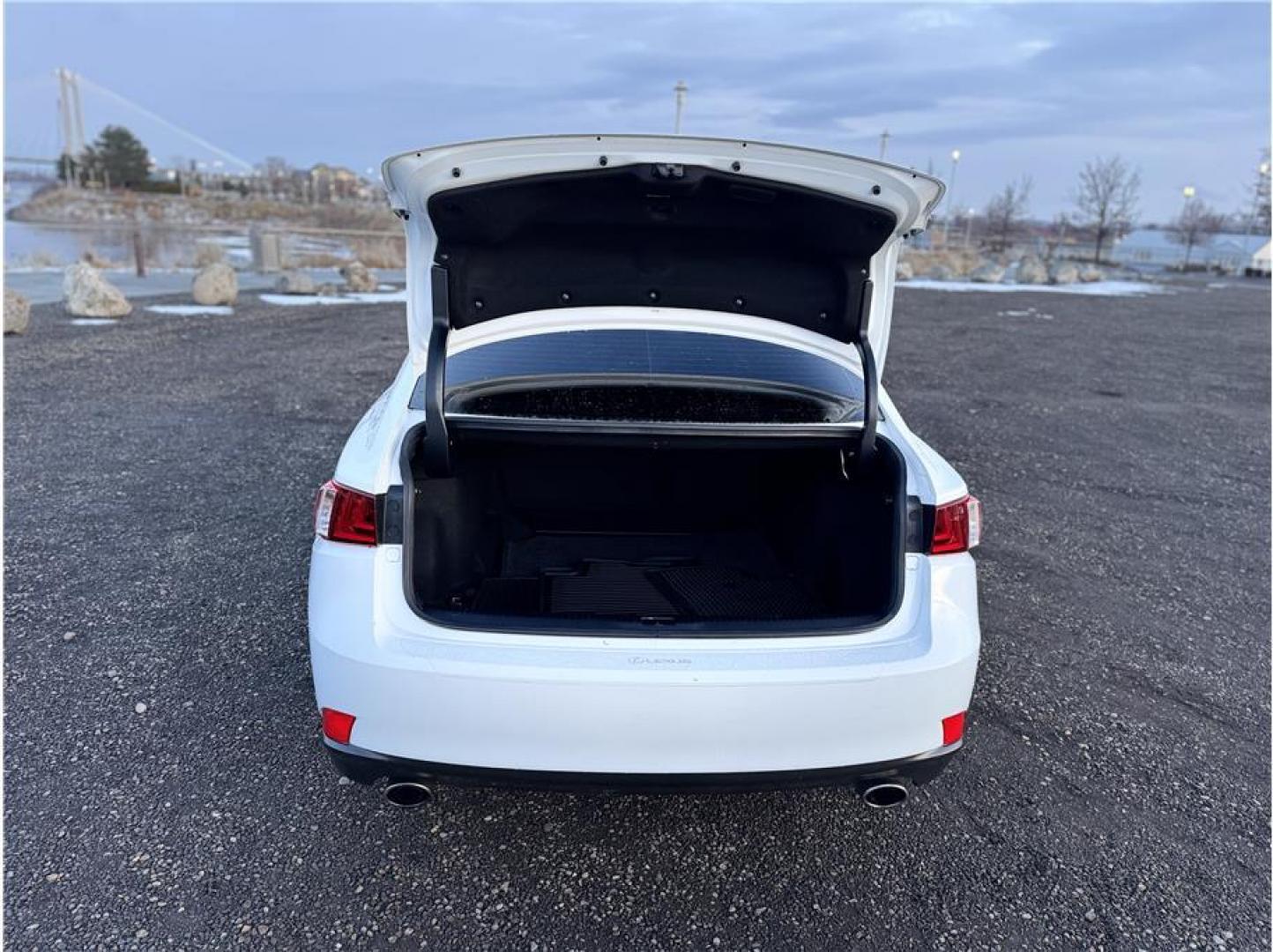 2016 White /No Color Lexus IS (JTHBA1D29G5) with an 4-Cyl, Turbo, 2.0 Liter engine, Auto, 8-Spd w/Multi-Mode transmission, located at 607 W Columbia Drive, Kennewick, WA, 99336, (509) 987-1069, 46.216743, -119.126404 - Photo#14