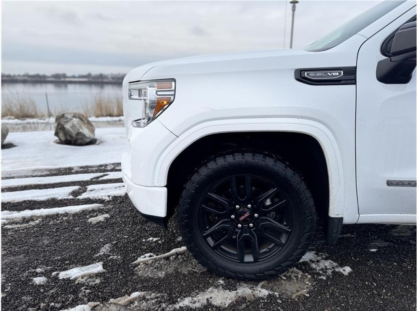 2019 White /No Color GMC Sierra 1500 Double Cab (1GTU9CED2KZ) with an V8, EcoTec3, 5.3 Liter engine, Automatic, 6-Spd HD w/Overdrive transmission, located at 607 W Columbia Drive, Kennewick, WA, 99336, (509) 987-1069, 46.216743, -119.126404 - Photo#16