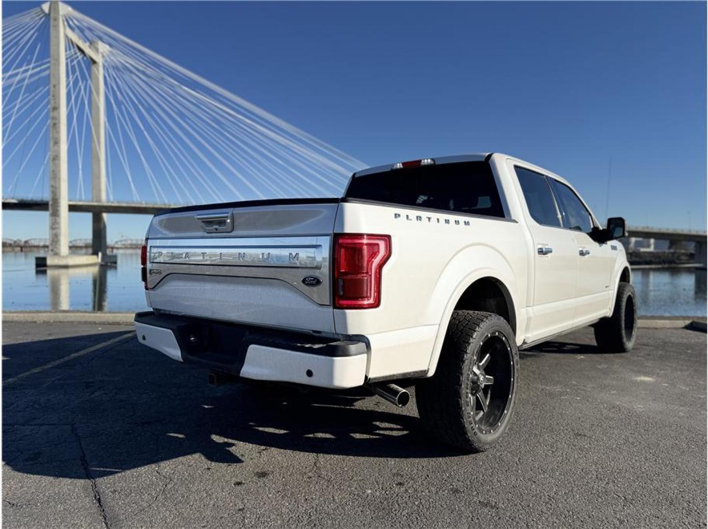 2016 White /No Color Ford F150 SuperCrew Cab (1FTEW1EG2GF) with an V6, EcoBoost, TT, 3.5L engine, Auto, 6-Spd SelShft transmission, located at 607 W Columbia Drive, Kennewick, WA, 99336, (509) 987-1069, 46.216743, -119.126404 - Photo#13